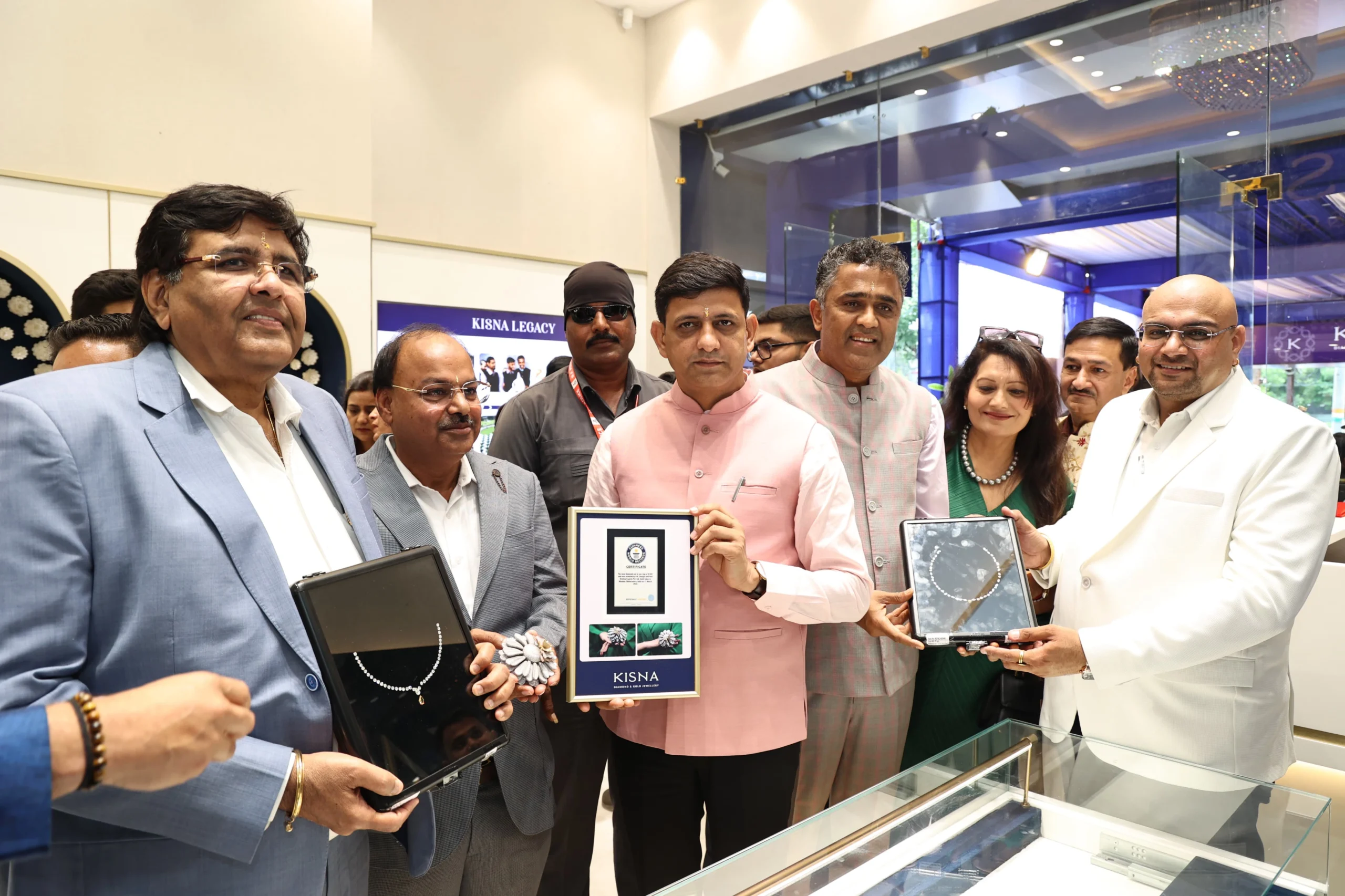 KISNA Diamond and Gold Jewellery Forays into Madhya Pradesh, Launches 1st Exclusive Showroom in Indore, marking 32nd Showroom in India