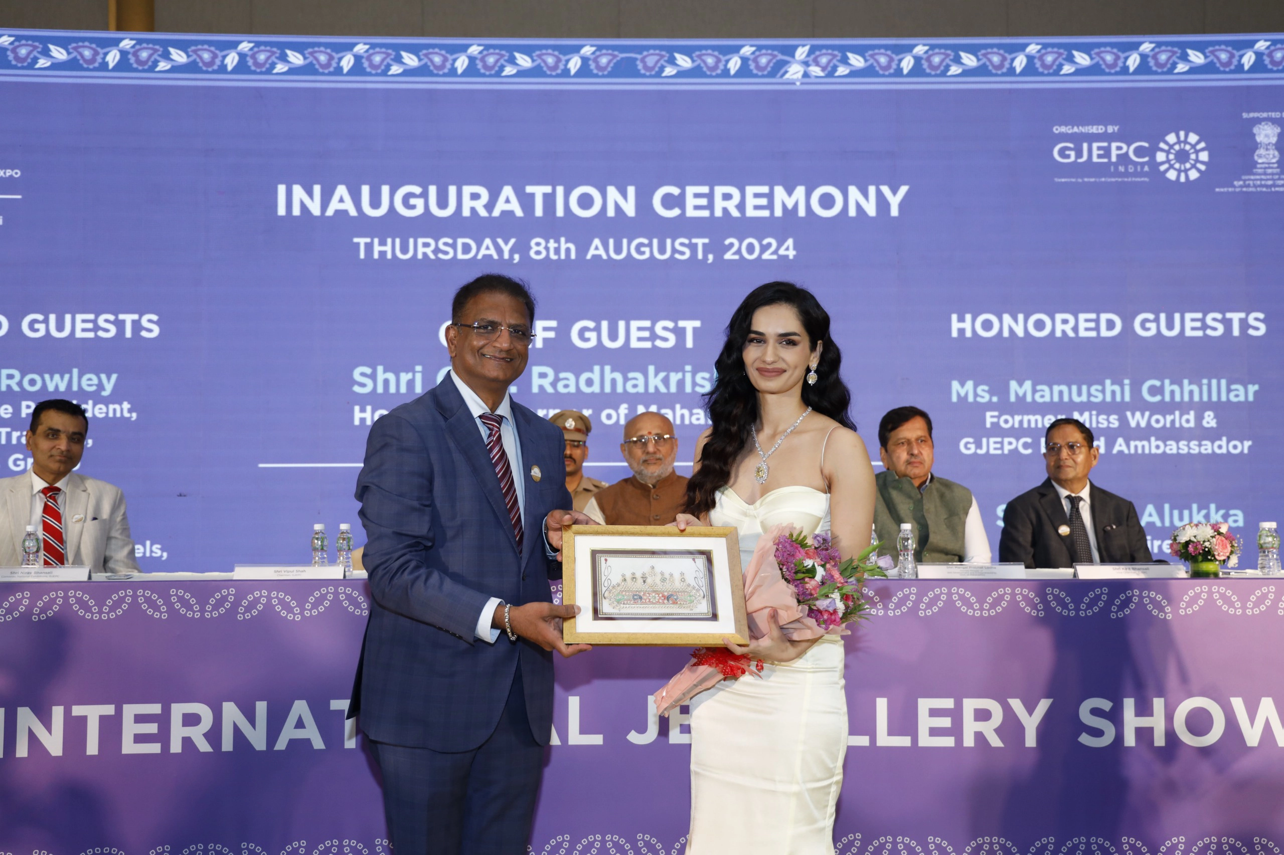 Maharashtra’s Governor Shri C. P. Radhakrishnan, State Minister Shri Mangal Prabhat Lodha & Manushi Chhillar inaugurate GJEPC’s India International Jewellery Show (IIJS) Premiere 2024