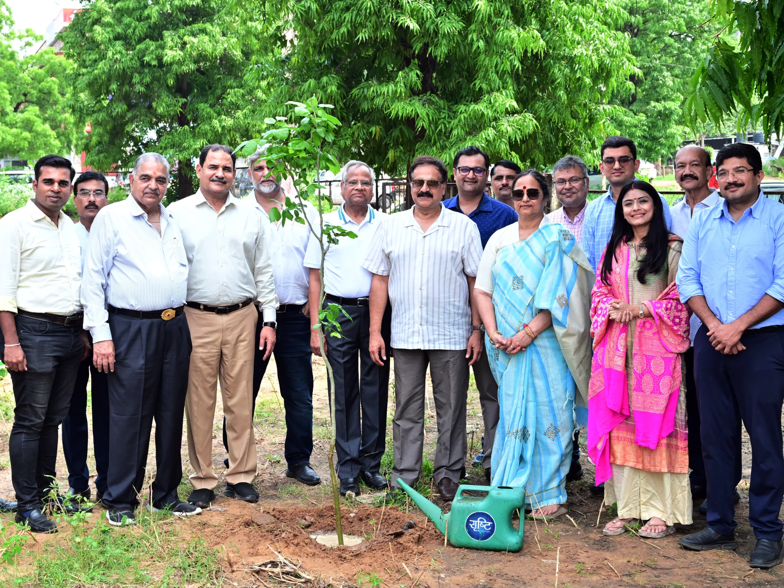 JJS ORGANISING COMMITTEE MEMBERS PLANT SAPLINGS IN RAJASTHAN UNIVERSITY